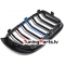 BMW X3 F25 LCI (14-17), X4 F26 (14-18) priekšējās restes melnas/glancētas dubultās 3 krāsu BMW X3 F25 LCI (14-17), X4 F26 (14-18) priekšējās restes melnas/glancētas dubultās 3 krāsu