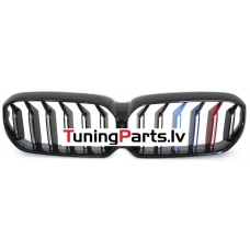 BMW G30/G31 (20-23) priekšējās restes, melnas/glancētas dubultās 3 krāsu BMW G30/G31 (20-23) priekšējās restes, melnas/glancētas dubultās 3 krāsu