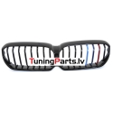 BMW G30/G31 (20-23) priekšējās restes, melnas/glancētas 3 krāsu