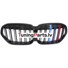 BMW X1 F48 LCI (20-22) priekšējās restes melnas/glancētas dubultās 3  krāsu