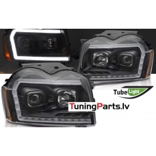 Jeep Grand Cherokee (05-08) priekšējie lukturi LED TUBE DRL, melni