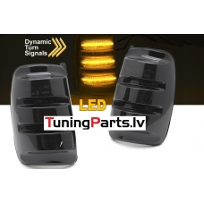 Ford Transit (13-...) LED dinamiskie pagriezienu lukturi sānu spoguļos, tonēti Ford Transit (13-...) LED dinamiskie pagriezienu lukturi sānu spoguļos, tonēti