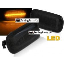 Audi A4 B6 (00-04); A4 B7 (04-08); A3 (03-12); A6 C6 (04-11) LED sānu pagriezieni, tonēti