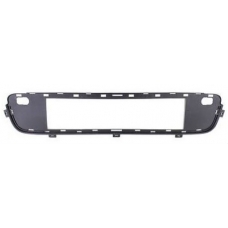 BMW X5 E70 (06-10) reste bamperī apakšas ar sensoru caurumiem 