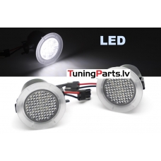 Volvo XC60 (08-17) LED gaisma spogulī